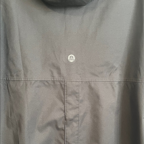 Mondetta Black Water Resistant Hooded Outdoor Rain Jacket with Hood, Size L - Picture 10 of 15